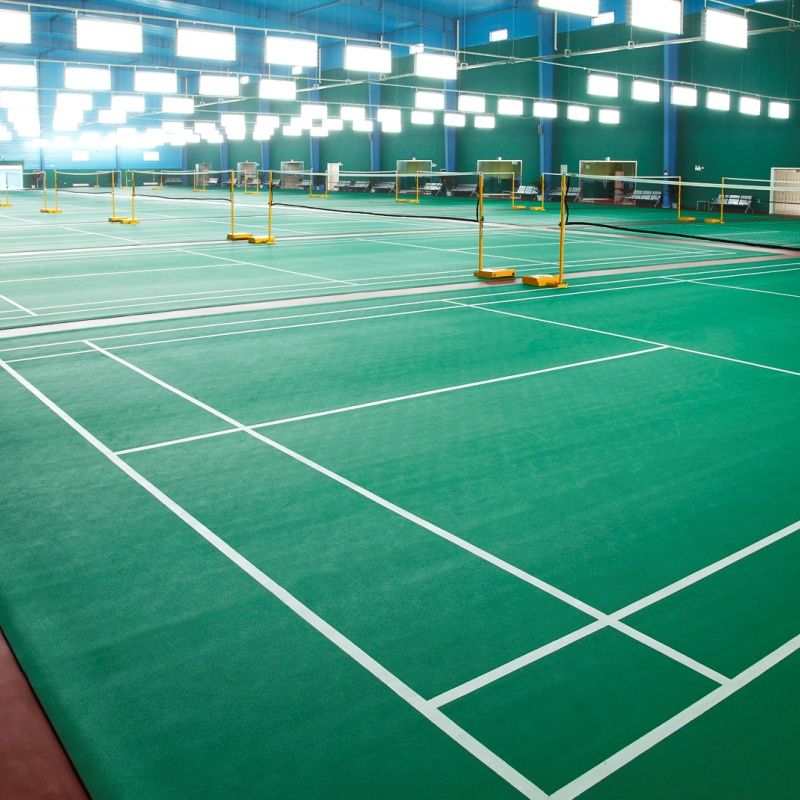 What are the advantages of sports plastic flooring